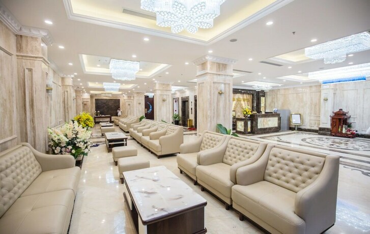 Imagen de los interiores del Hotel Hoang Thai. Foto 35