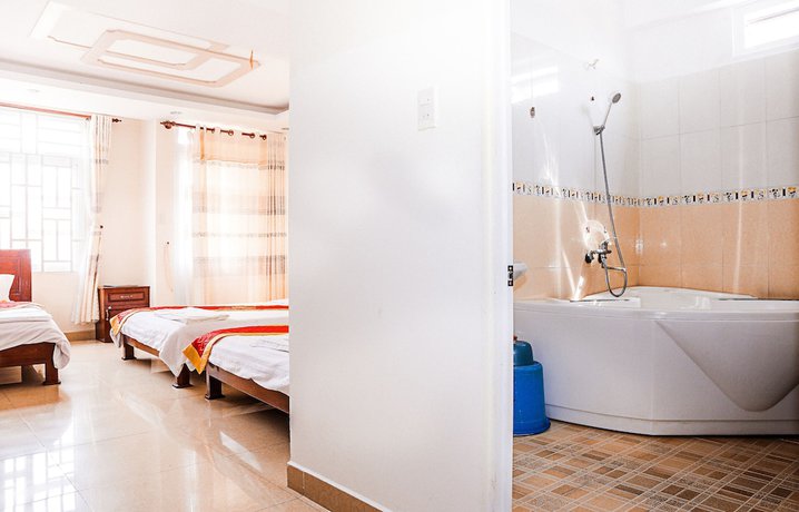 Imagen de la habitación del Hotel Hoang Thang. Foto 4
