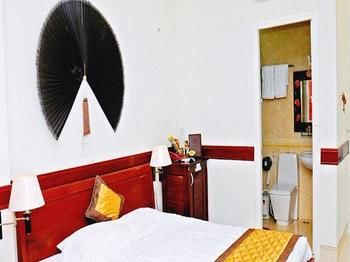 Imagen de la habitación del Hotel Hoang Thanh Thuy 1. Foto 8