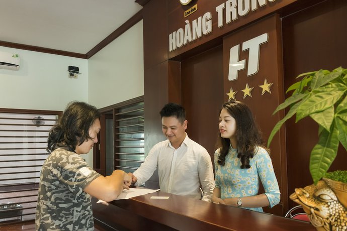 Imagen de los interiores del Hotel Hoang Trung Co To. Foto 20