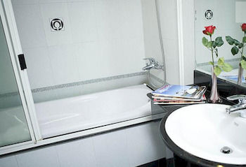 Imagen general del Hotel Hoang Vinh. Foto 8