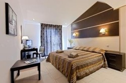 Imagen del bar/restaurante del Hotel Hob Alenya. Foto 6