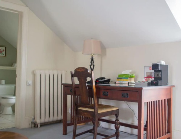 Imagen de la habitación del Hotel Hochelaga Inn. Foto 13