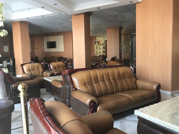 Imagen de los interiores del Hotel Hocine. Foto 11
