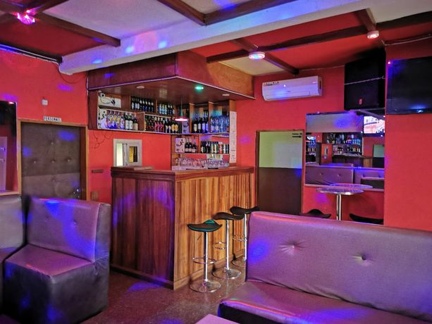 Imagen del bar/restaurante del Hotel H&ocirc;tel 2S. Foto 6