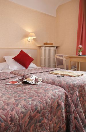 Imagen de la habitación del Hotel H&ocirc;tel A l\'Ombre des Marronniers. Foto 15