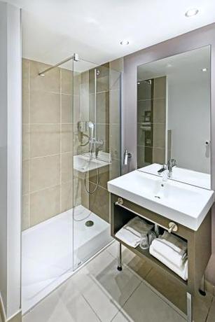 Imagen general del Hotel H&ocirc;tel AKENA BESANCON, Chemaudin et Vaux. Foto 3