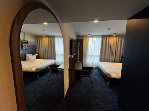 Imagen de la habitación del Hotel H&ocirc;tel AKENA Serris - Val d\'Europe. Foto 18