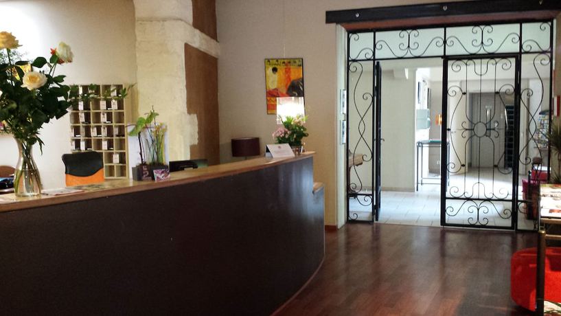 Imagen de los interiores del Hotel H&ocirc;tel Abalone. Foto 19
