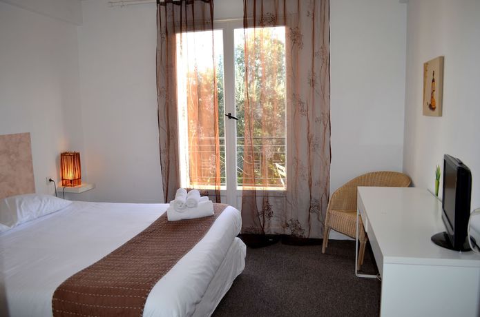 Imagen de la habitación del Hotel H&ocirc;tel Aiglon Bylitis. Foto 16
