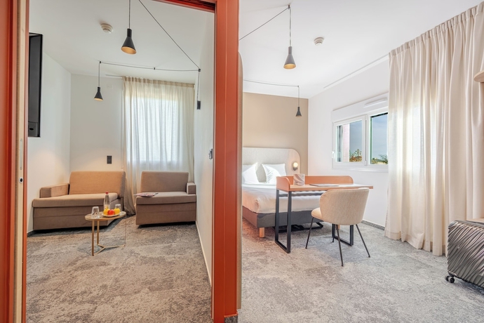 Imagen de la habitación del Hotel H&ocirc;tel Akena Ch&acirc;lons en Champagne. Foto 10