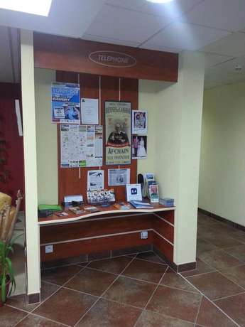 Imagen de los interiores del Hotel Hôtel Akena City Caudry. Foto 19