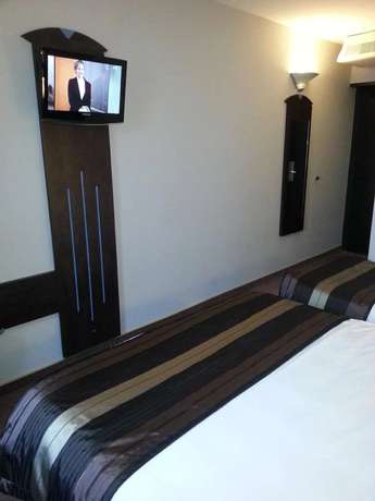 Imagen de la habitación del Hotel Hôtel Akena City Caudry. Foto 12