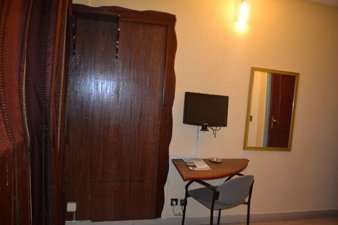 Imagen de la habitación del Hotel H&ocirc;tel Akena City. Foto 2