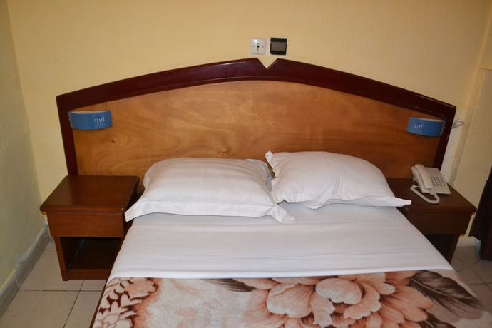 Imagen de la habitación del Hotel H&ocirc;tel Akena City. Foto 6