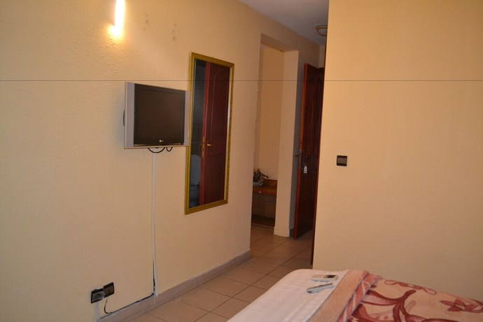 Imagen de la habitación del Hotel H&ocirc;tel Akena City. Foto 8