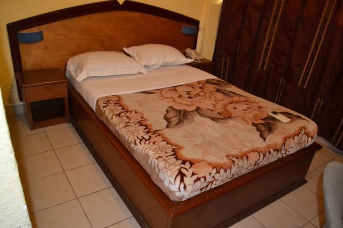 Imagen de la habitación del Hotel H&ocirc;tel Akena City. Foto 12