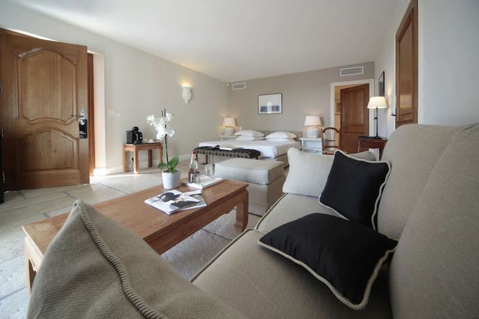 Imagen de la habitación del Hotel H&ocirc;tel Alain Llorca. Foto 16