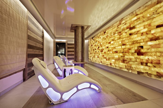 Imagen de la piscina del Hotel Hôtel Alexane. Foto 18