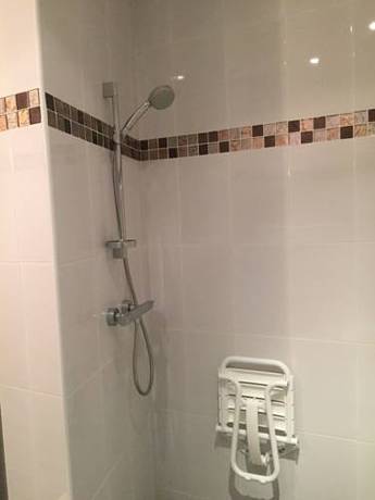 Imagen de la habitación del Hotel H&ocirc;tel All&eacute;ty. Foto 5