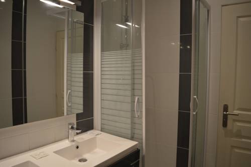 Imagen de la habitación del Hotel H&ocirc;tel All&eacute;ty. Foto 8