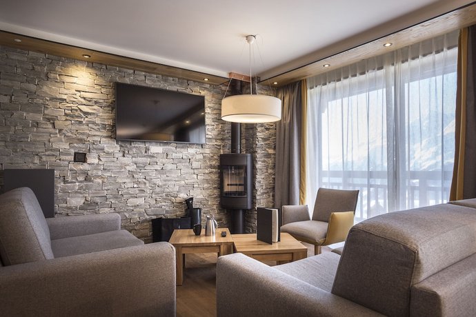 Imagen de la habitación del Hotel H&ocirc;tel Alparena and Spa. Foto 3