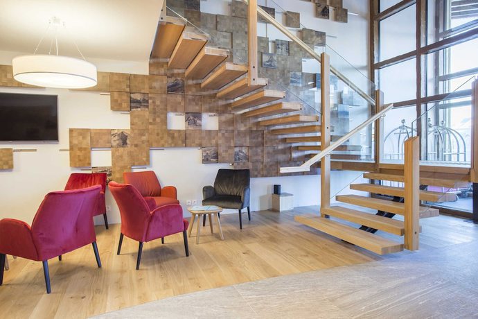 Imagen de los interiores del Hotel H&ocirc;tel Alparena and Spa. Foto 18