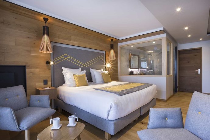 Imagen de la habitación del Hotel H&ocirc;tel Alparena and Spa. Foto 14