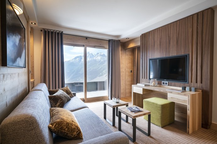Imagen de la habitación del Hotel H&ocirc;tel Alpen Lodge. Foto 16