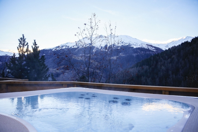 Imagen de la piscina del Hotel H&ocirc;tel Alpina, Anniviers. Foto 15
