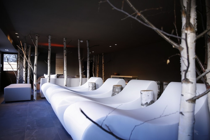 Imagen de la piscina del Hotel H&ocirc;tel Alpina, Anniviers. Foto 18