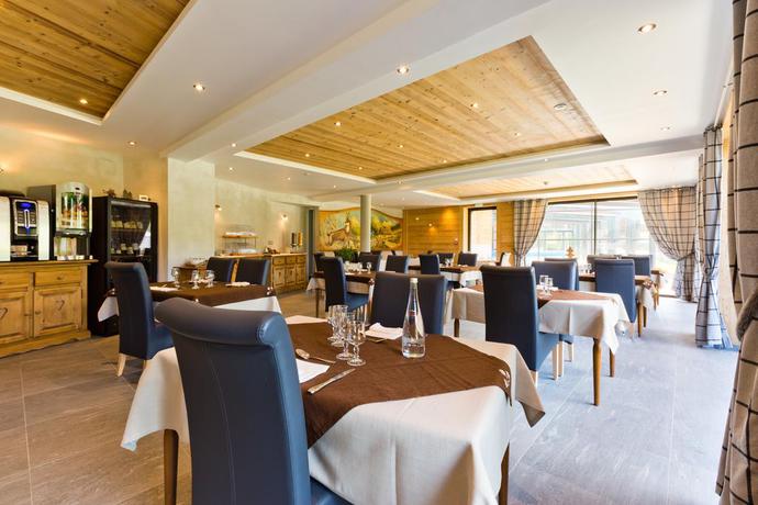 Imagen general del Hotel H&ocirc;tel Alpina, Morzine. Foto 8