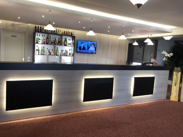 Imagen de los interiores del Hotel H&ocirc;tel Altina. Foto 16