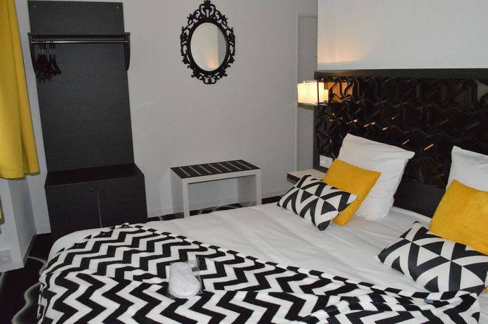 Imagen de la habitación del Hotel H&ocirc;tel Ambassadeur. Foto 6