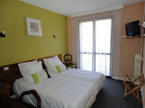 Imagen de la habitación del Hotel H&ocirc;tel Ambroise. Foto 3