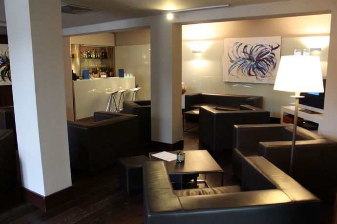 Imagen de los interiores del Hotel H&ocirc;tel And Spa Les Pl&eacute;iades. Foto 13