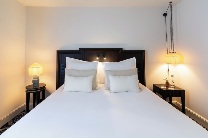 Imagen de la habitación del Hotel Hôtel And Spa Napoléon. Foto 3