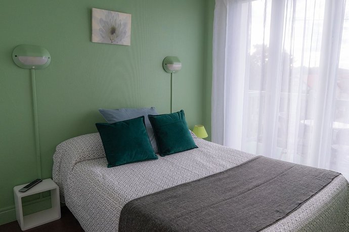 Imagen de la habitación del Hotel H&ocirc;tel Aquitaine. Foto 13
