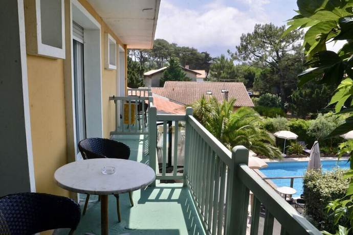 Imagen de la habitación del Hotel H&ocirc;tel Aquitaine. Foto 17