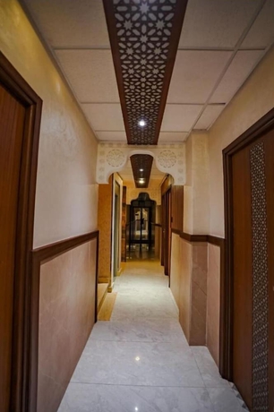 Imagen de los interiores del Hotel H&ocirc;tel Arabesque. Foto 11