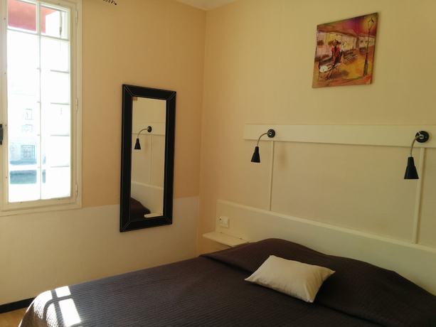Imagen de la habitación del Hotel H&ocirc;tel Araur. Foto 3