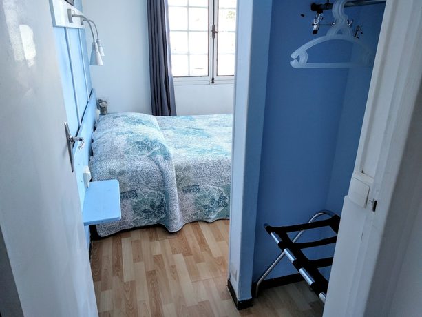 Imagen de la habitación del Hotel H&ocirc;tel Araur. Foto 12