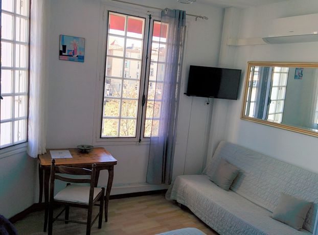 Imagen de la habitación del Hotel H&ocirc;tel Araur. Foto 17