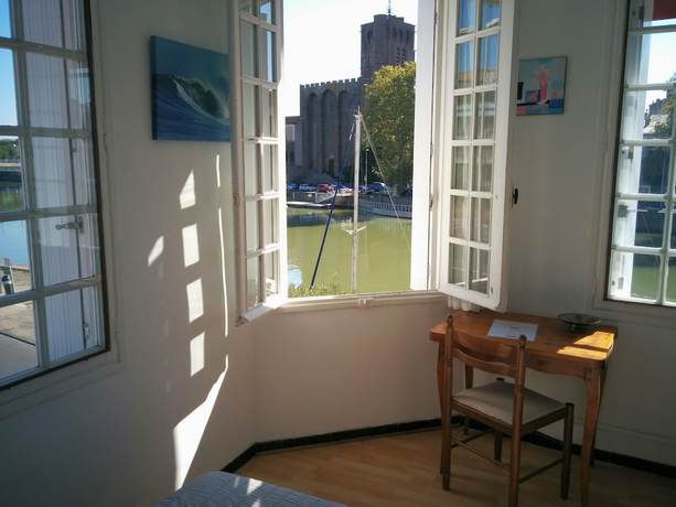 Imagen de la habitación del Hotel H&ocirc;tel Araur. Foto 18