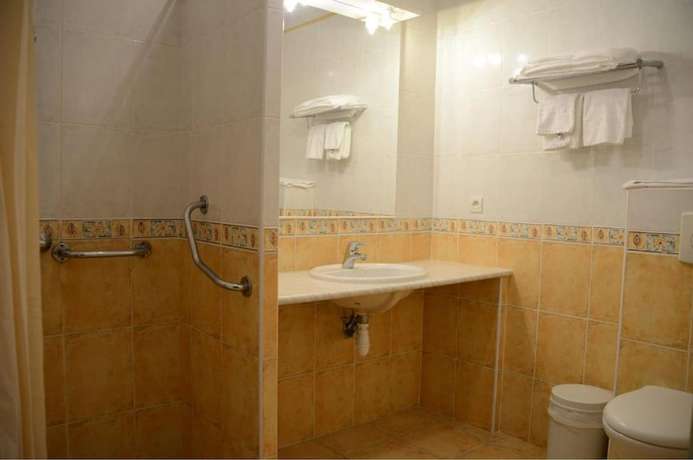 Imagen de la habitación del Hotel Hôtel Arena Le refuge. Foto 15