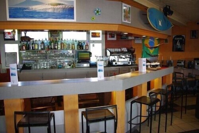Imagen del bar/restaurante del Hotel H&ocirc;tel Arenui. Foto 2