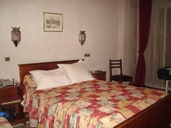 Imagen de la habitación del Hotel H&ocirc;tel Astrid, Casablanca. Foto 2