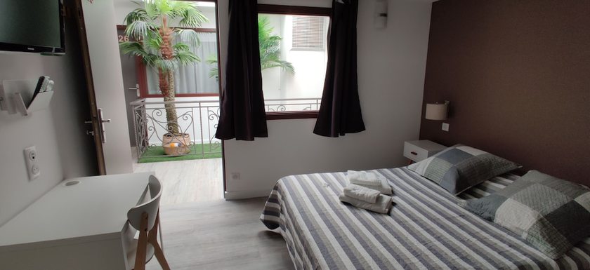 Imagen de la habitación del Hotel H&ocirc;tel Au Val&eacute;ry. Foto 6