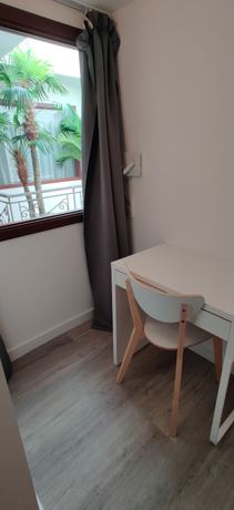 Imagen de la habitación del Hotel H&ocirc;tel Au Val&eacute;ry. Foto 7