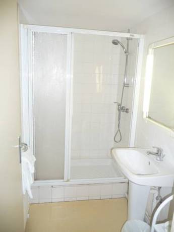 Imagen de la habitación del Hotel H&ocirc;tel Au Week-end. Foto 5